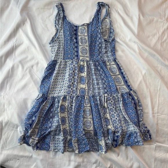 Lulus Blue Patterned Women's baby doll Mini dress Sz S - Picture 3 of 6